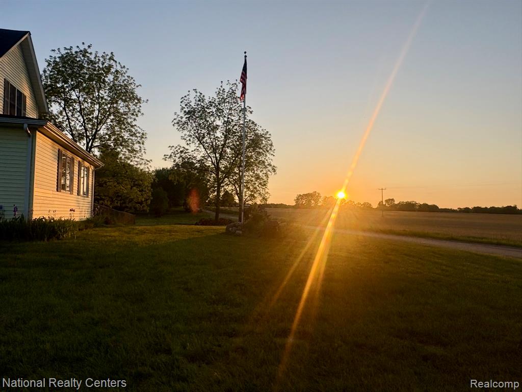 10667 West Sober Road Webberville, MI 48892 - Photo 4 of 28