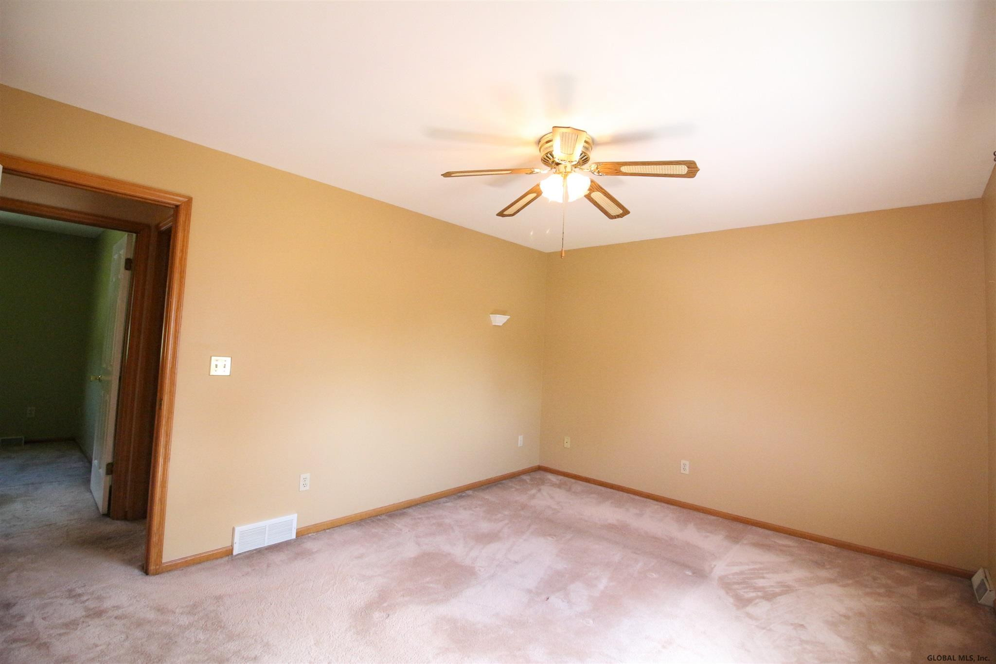 251 Phillips Road Rotterdam, NY 12306 - Photo 17 of 67 Photo 17
