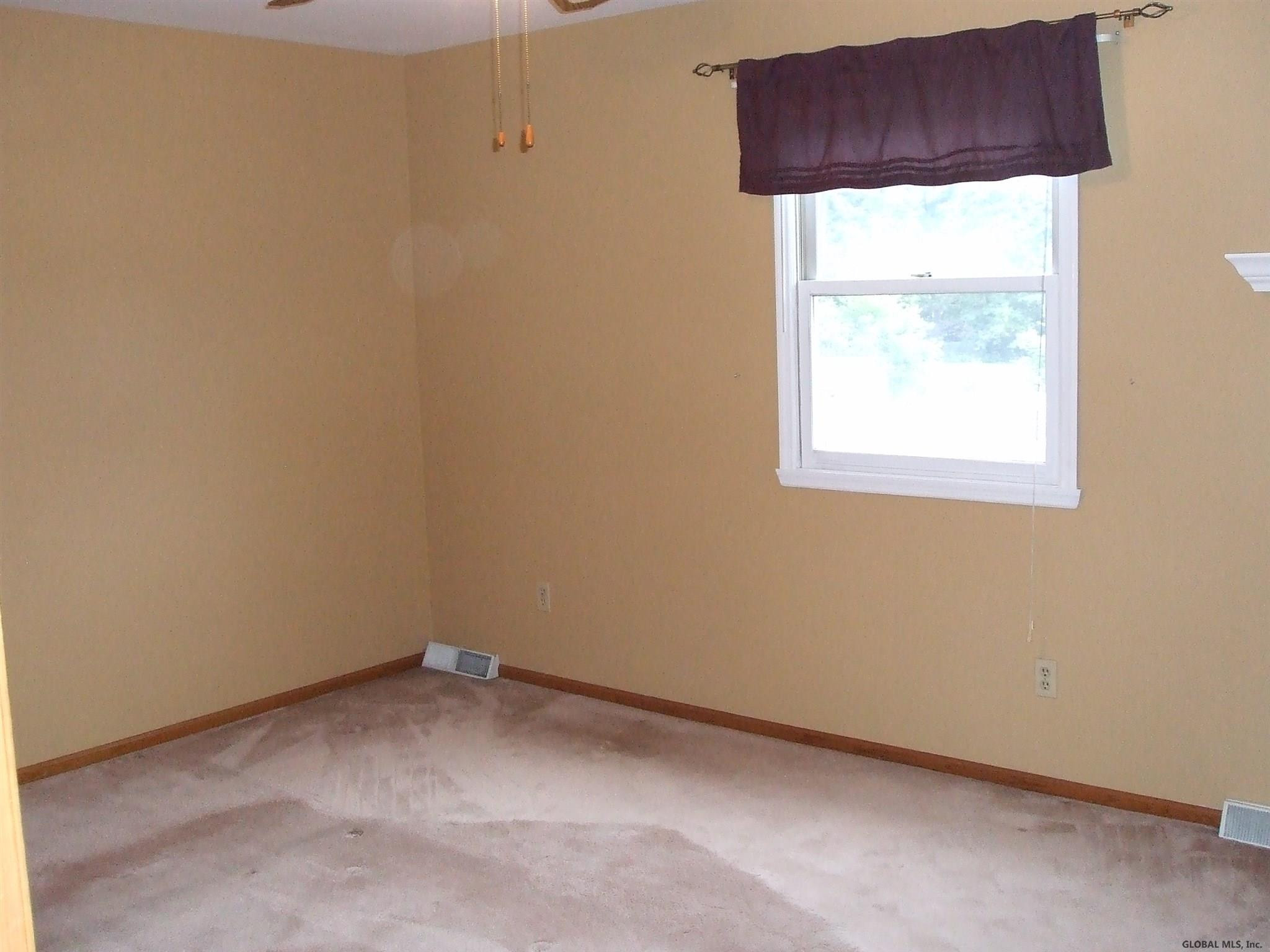 251 Phillips Road Rotterdam, NY 12306 - Photo 39 of 67 Photo 39