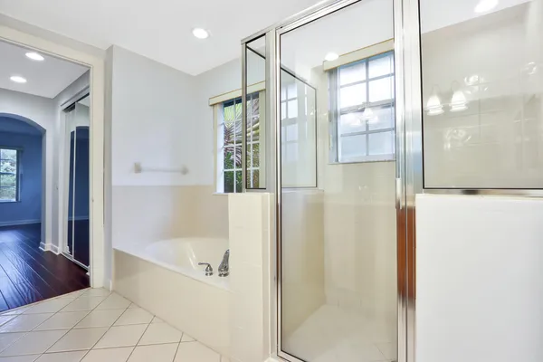 $6,700 | 1904 Flower Drive, Palm Beach Gardens, FL 33410