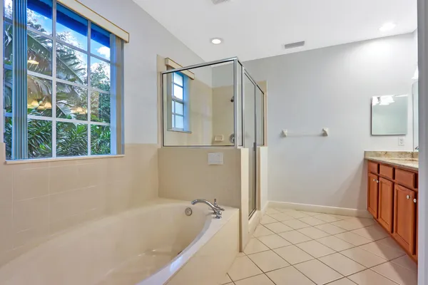 $6,700 | 1904 Flower Drive, Palm Beach Gardens, FL 33410