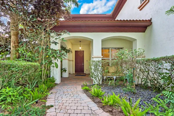 $6,700 | 1904 Flower Drive, Palm Beach Gardens, FL 33410