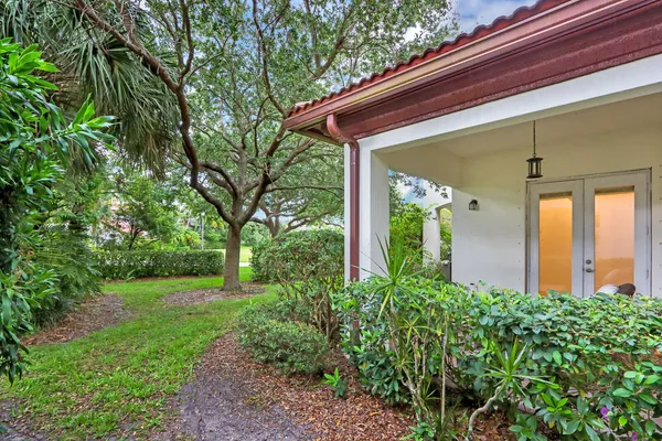 $6,700 | 1904 Flower Drive, Palm Beach Gardens, FL 33410