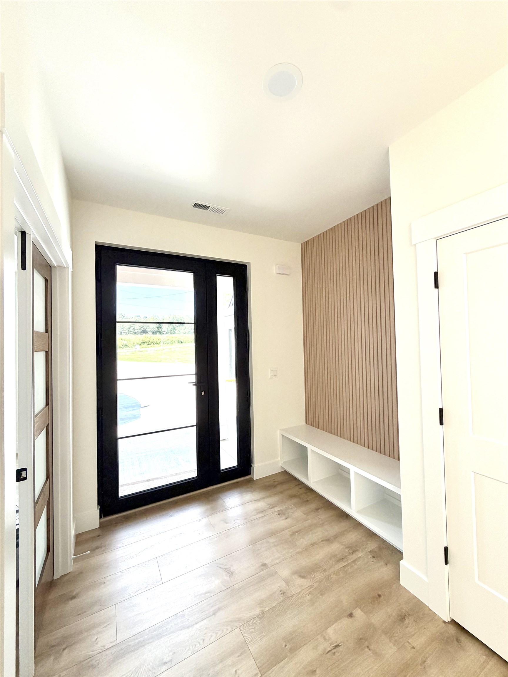 141 Babb Road Campobello, SC 29322 - Photo 4 of 48