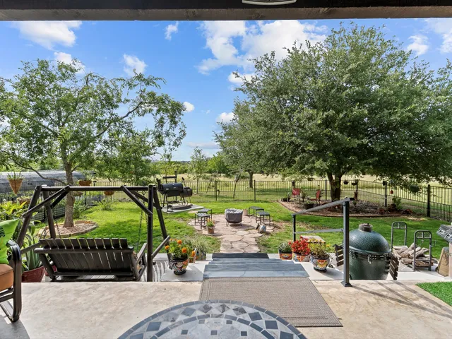 $925,000 | 128 Strada Luca, Florence, TX 76527