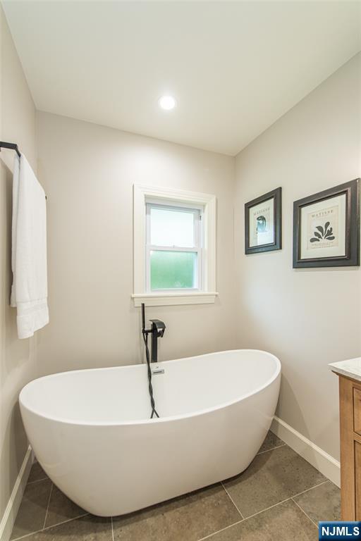 181 Valley Road Montclair, NJ 07042 - Photo 21 of 33