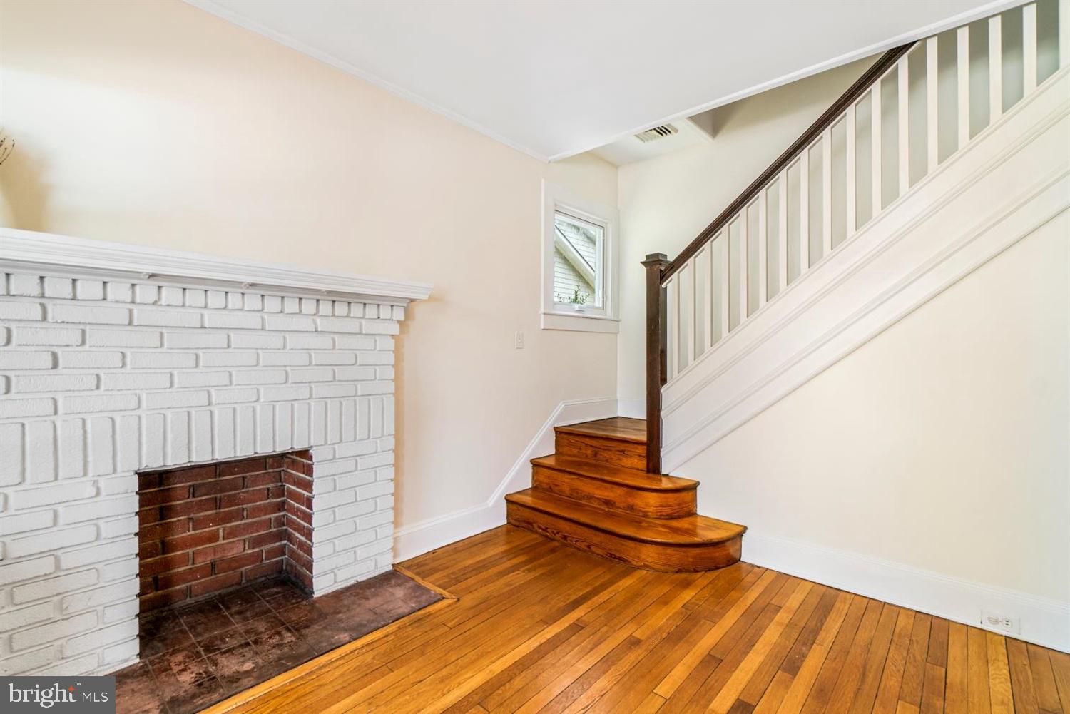 631 Deepdene Road Baltimore, MD 21210 - Photo 11 of 34