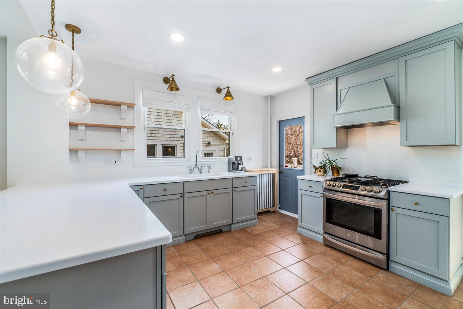 631 Deepdene Road Baltimore, MD 21210 - Photo 5 of 34