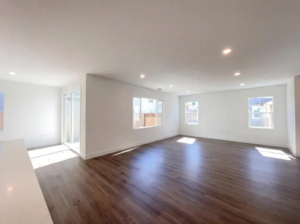 $890,000 | 408 North Palm Spgs Way, Tracy, CA 95391