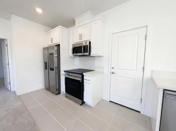 $890,000 | 408 North Palm Spgs Way, Tracy, CA 95391