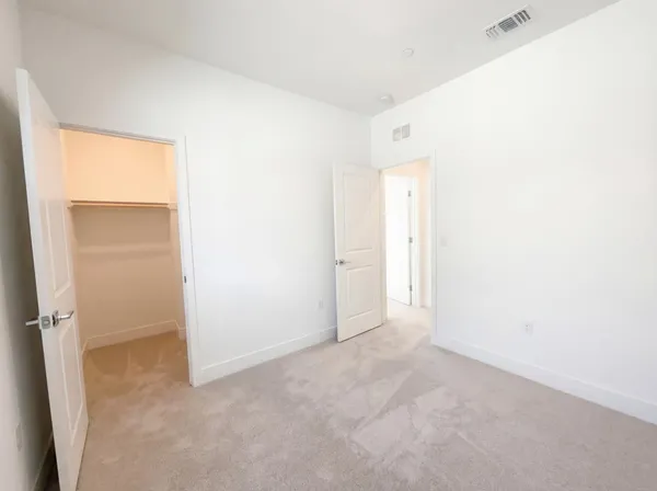 $890,000 | 408 North Palm Spgs Way, Tracy, CA 95391