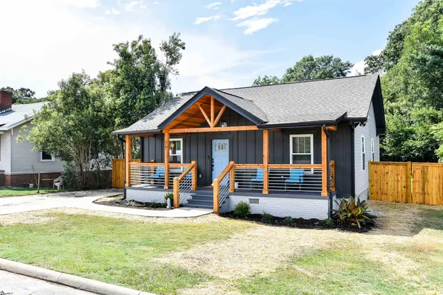 $378,000 | 71 Dorsey Avenue, Greenville, SC 29611