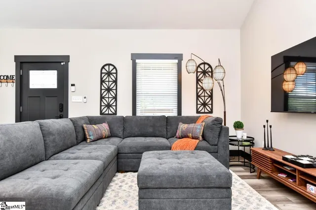 $378,000 | 71 Dorsey Avenue, Greenville, SC 29611