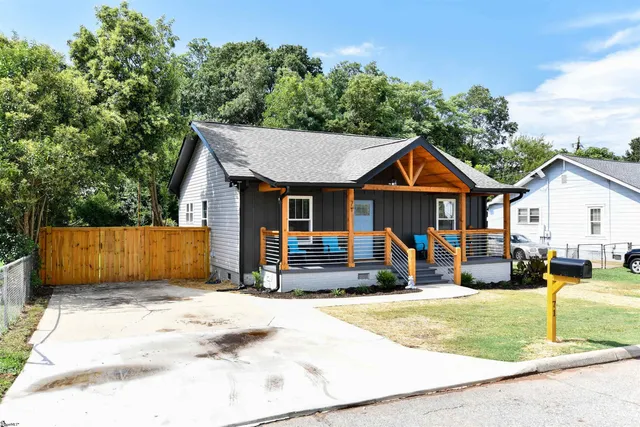 $378,000 | 71 Dorsey Avenue, Greenville, SC 29611