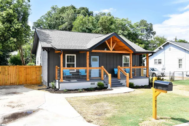 $378,000 | 71 Dorsey Avenue, Greenville, SC 29611