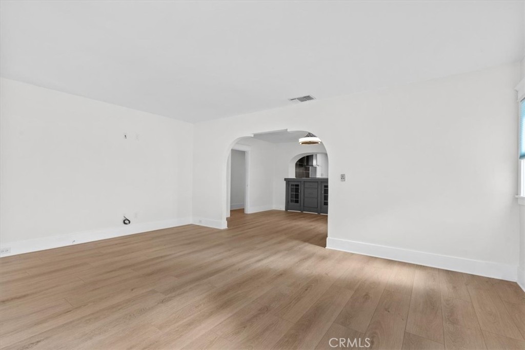 4190 Cover Street Riverside, CA 92506 - Photo 12 of 57