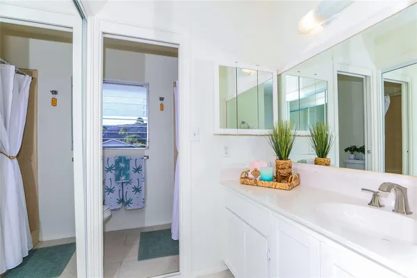 $4,800 | 434 Opihikao Place, Unit 561, Honolulu, HI 96825