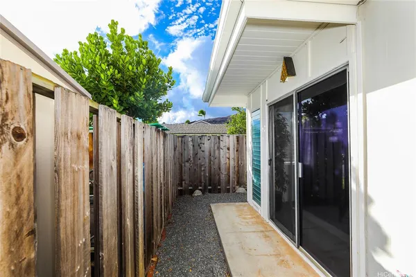 $4,800 | 434 Opihikao Place, Unit 561, Honolulu, HI 96825