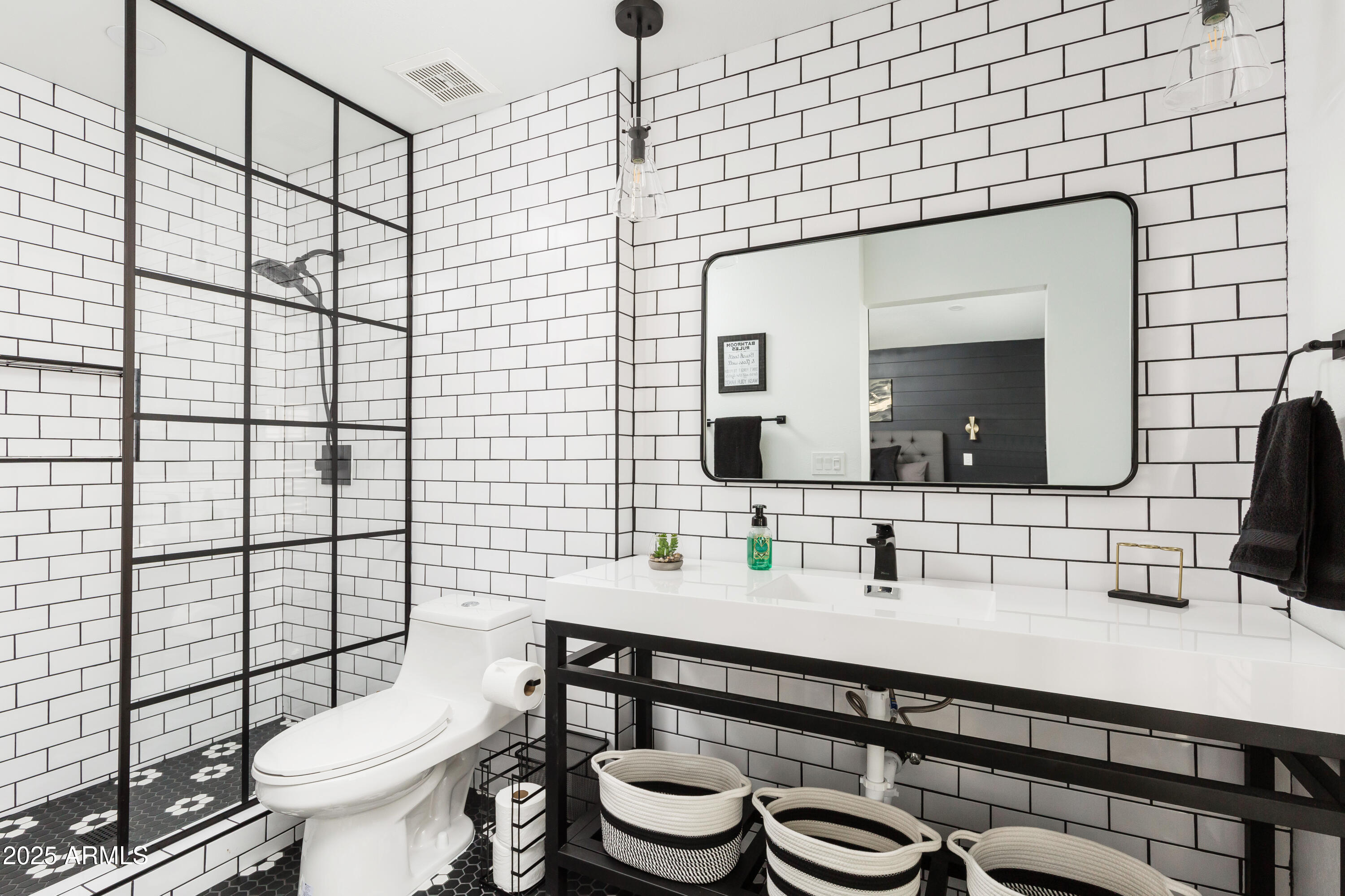 222 East Danbury Road Phoenix, AZ 85022 - Photo 14 of 21 _C7A8190