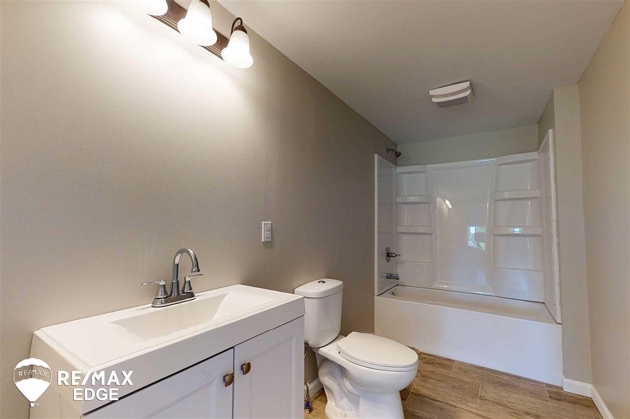9498 Hubbard Road Davison, MI 48423 - Photo 20 of 63 50045325-19.JPG