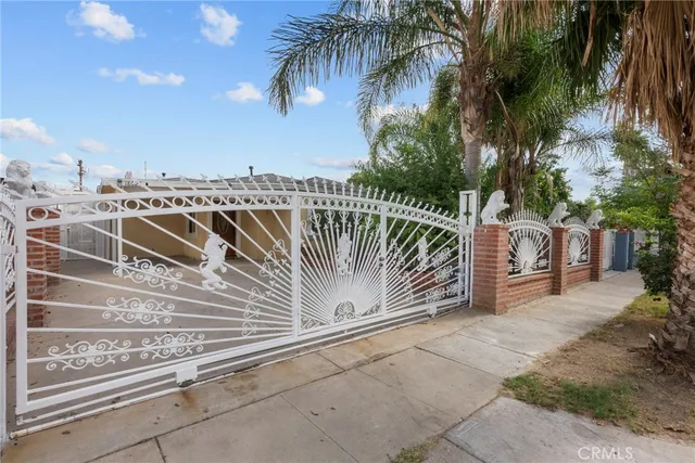 $4,500 | 18621 Bryant Street, Northridge, CA 91324