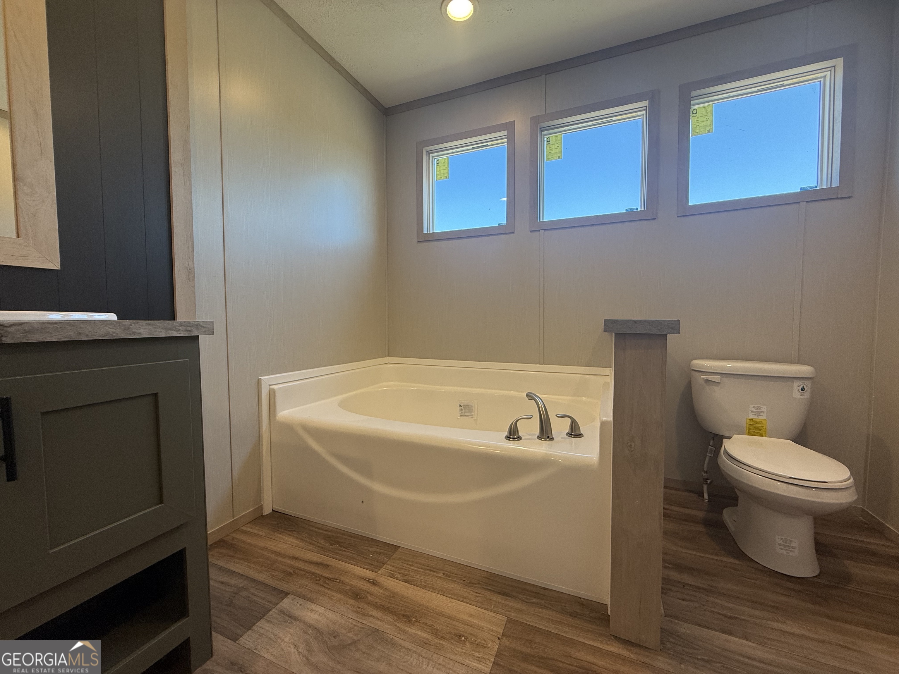 240 Bear Island Road Screven, GA 31560 - Photo 17 of 31