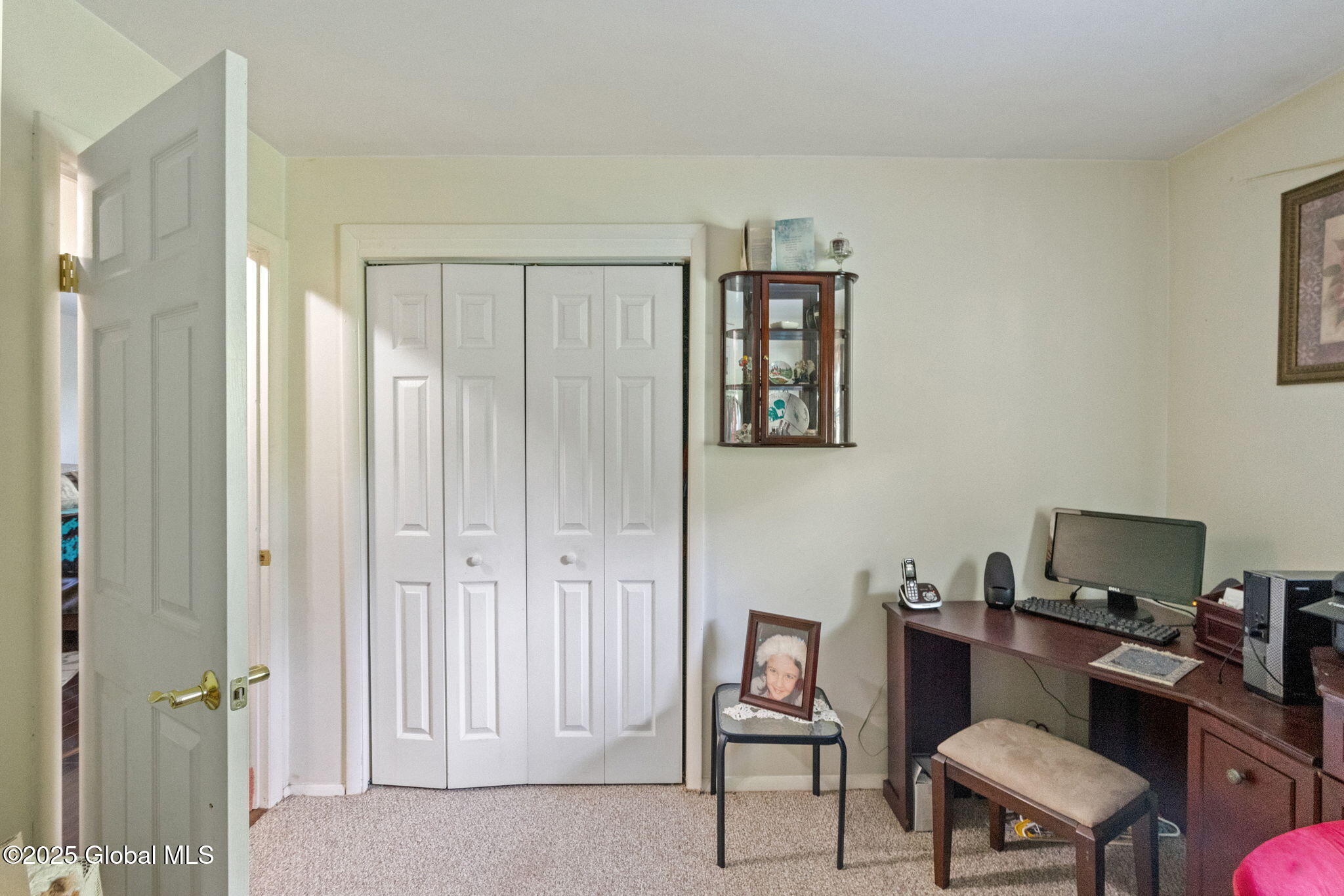 462 Russell Road Albany, NY 12203 - Photo 19 of 38 19