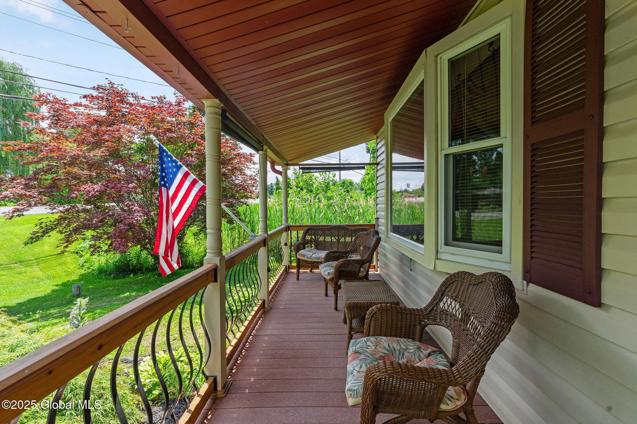 462 Russell Road Albany, NY 12203 - Photo 4 of 38 4