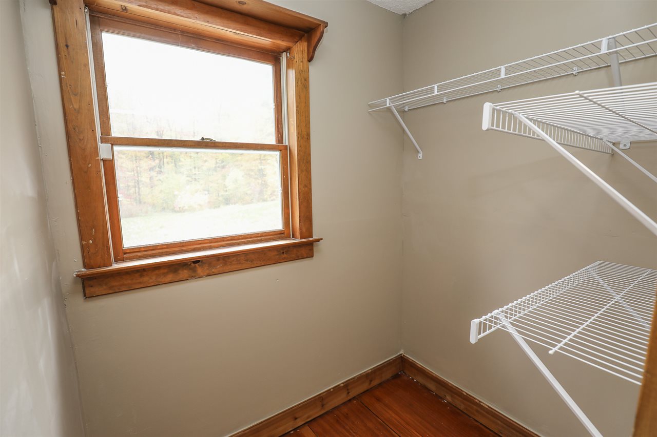 783 Bennington Road Francestown, NH 03043 - Photo 4 of 40 Gallery Image 4