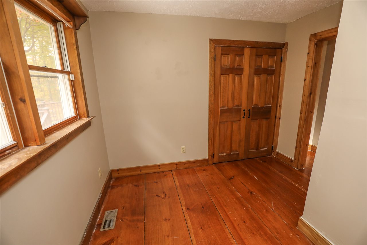 783 Bennington Road Francestown, NH 03043 - Photo 6 of 40 Gallery Image 6