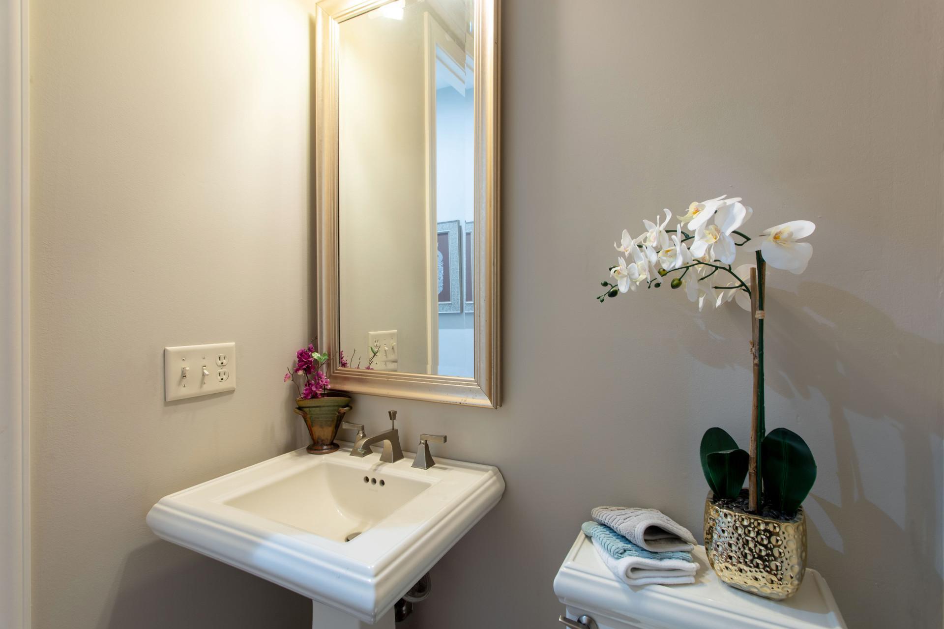 1360 Riverside Lane Mendota Heights, MN 55118 - Photo 10 of 27 Gallery Image 10