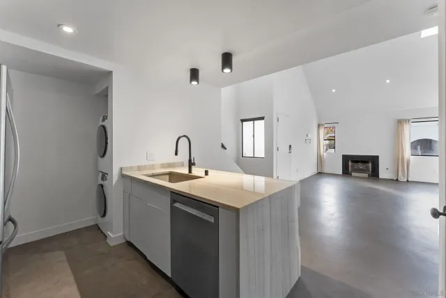 $799,000 | 701 Kettner Boulevard, Unit 100, San Diego, CA 92101