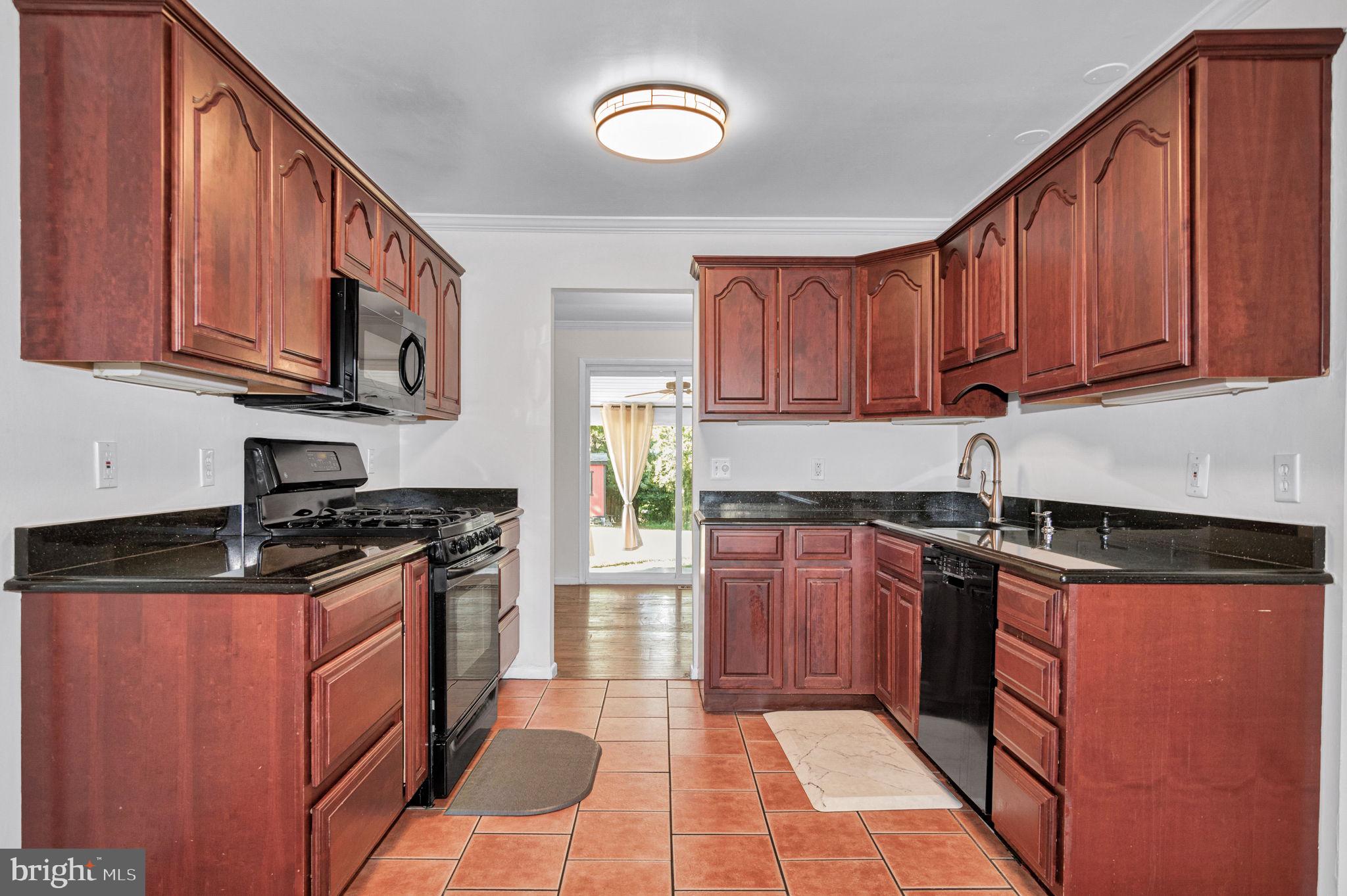 6115 Rivanna Drive Springfield, VA 22150 - Photo 8 of 24