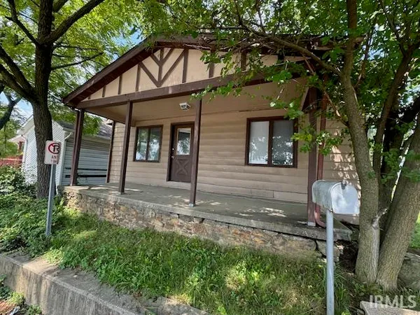 $199,900 | 1222 West Kirkwood Avenue, Bloomington, IN 47404