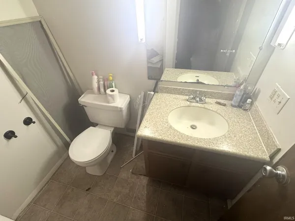 $199,900 | 1222 West Kirkwood Avenue, Bloomington, IN 47404