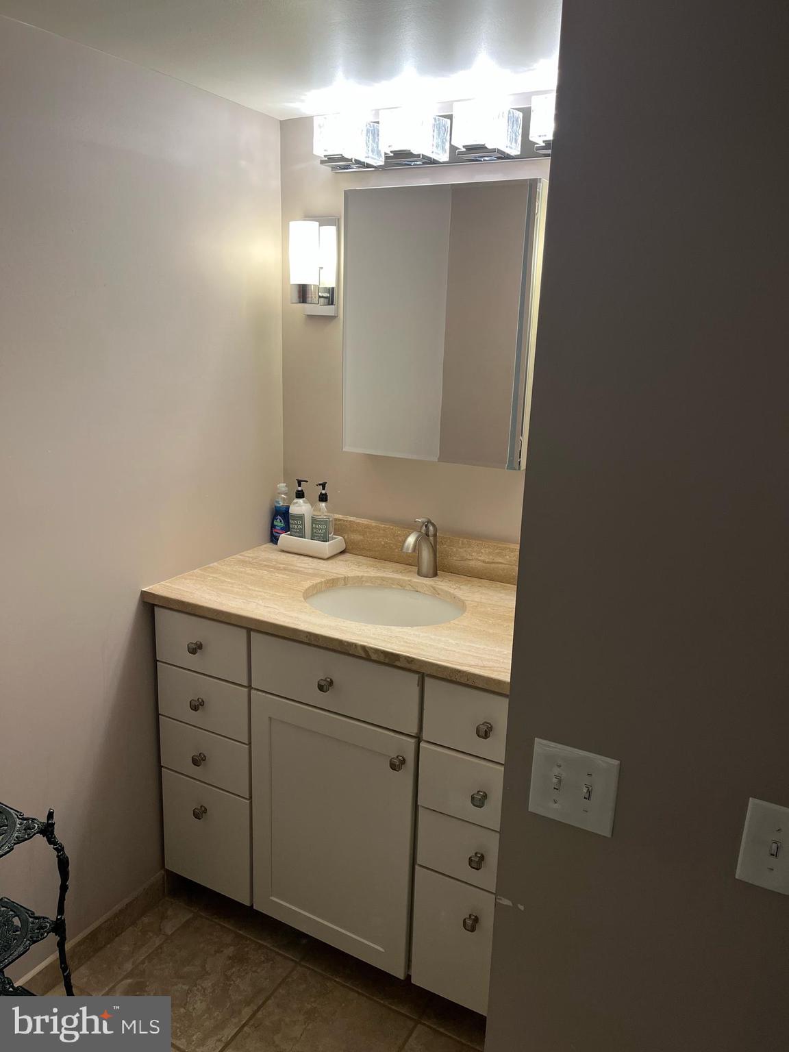 1420 Locust Street, Unit 32G Philadelphia, PA 19102 - Photo 18 of 19