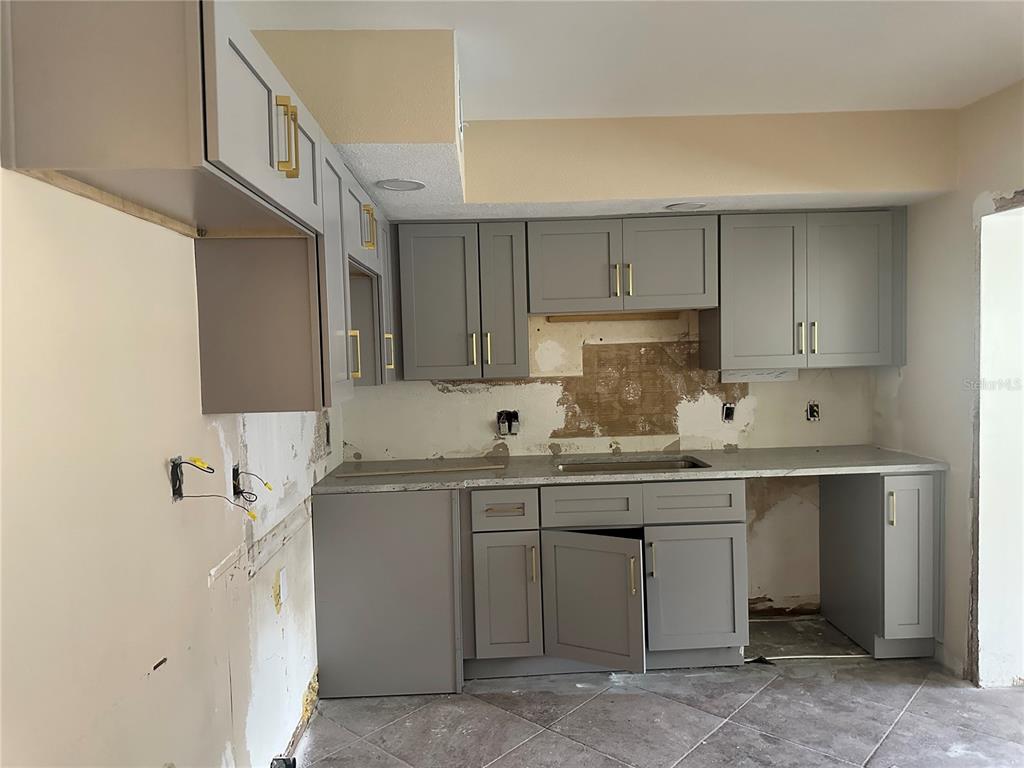 7138 Oelsner Street New Port Richey, FL 34652 - Photo 5 of 20 Gallery Image 5