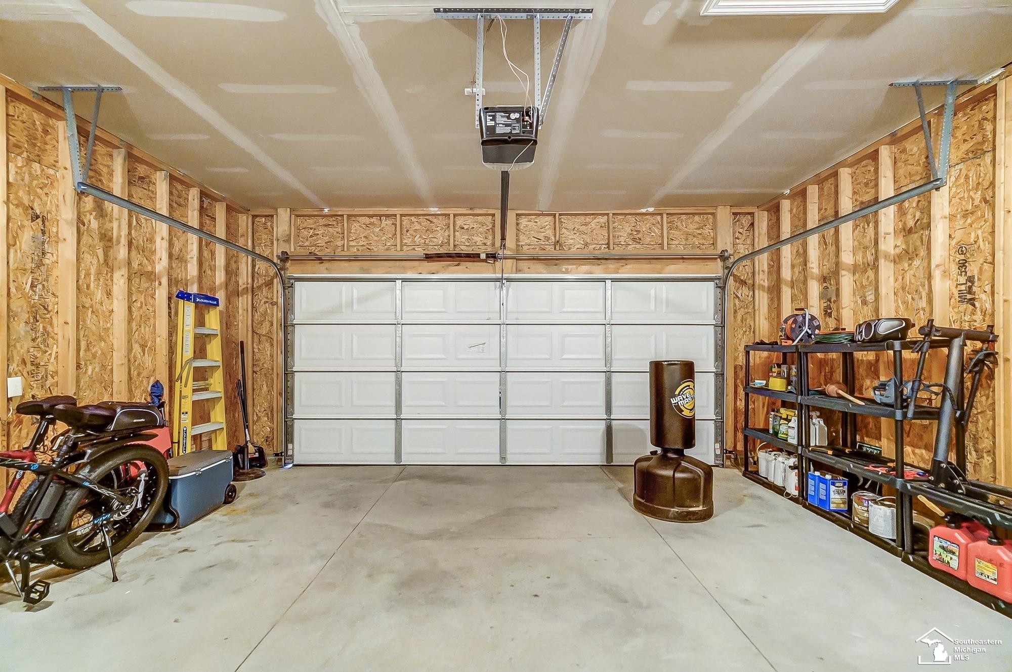 9481 Maple Ridge Drive Newport, MI 48166 - Photo 31 of 38 50170102-55ca1b87-c594-460a-85ea-88c8eae94cf7.JPG
