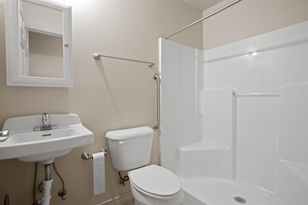 65 Rhyne Boulevard Avinger, TX 75630 - Photo 17 of 35