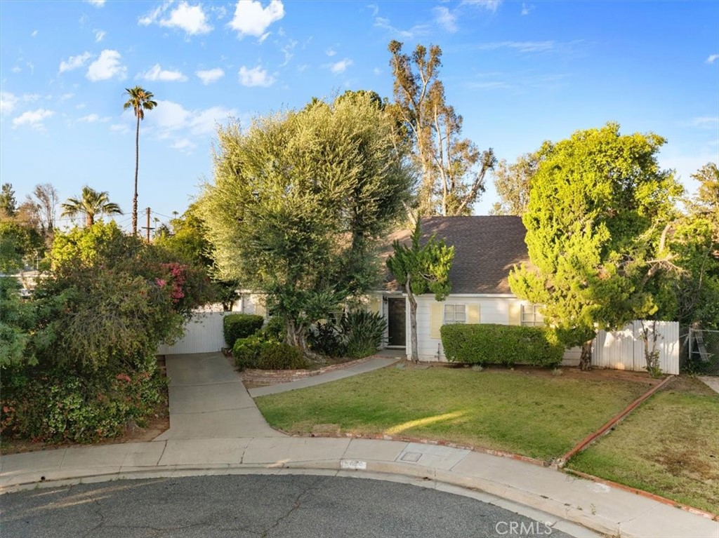 2807 Wyoming Way Riverside, CA 92506 - Photo 32 of 40
