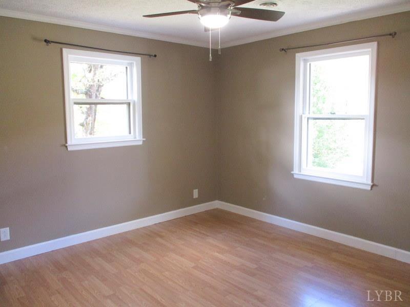 102 Ridgeview Road Hurt, VA 24563 - Photo 20 of 41 an empty room with a window
