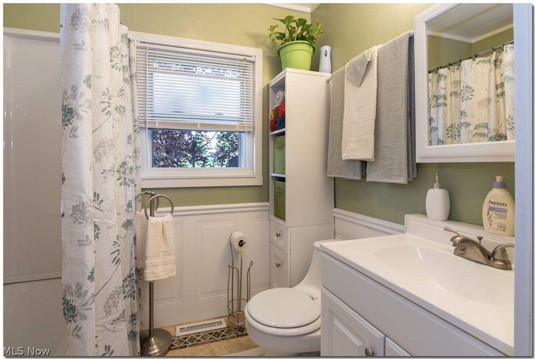 15561 Punderson Road Burton, OH 44021 - Photo 18 of 34 Gallery Image 18