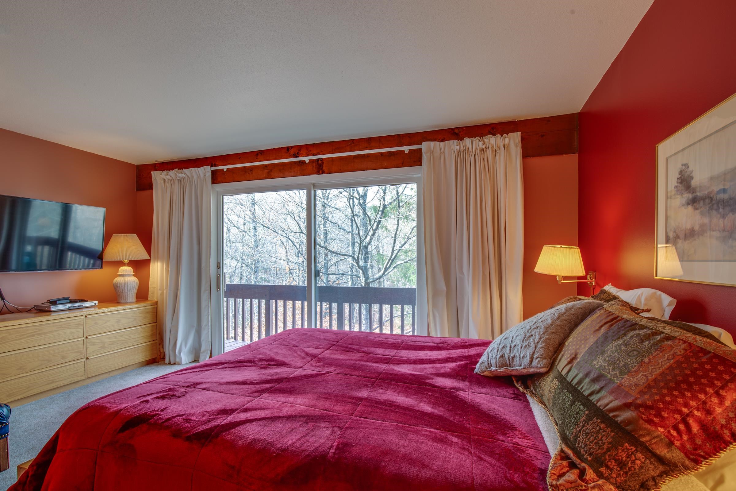 768 East Mountain Road, Unit B8 Killington, VT 05751 - Photo 6 of 28 Gallery Image 6