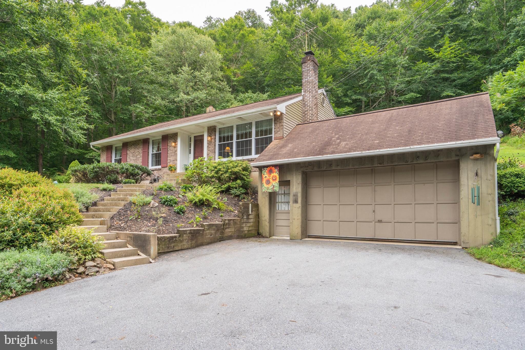 172 Cooks Glen Road Spring City, PA 19475 - Photo 1 of 44