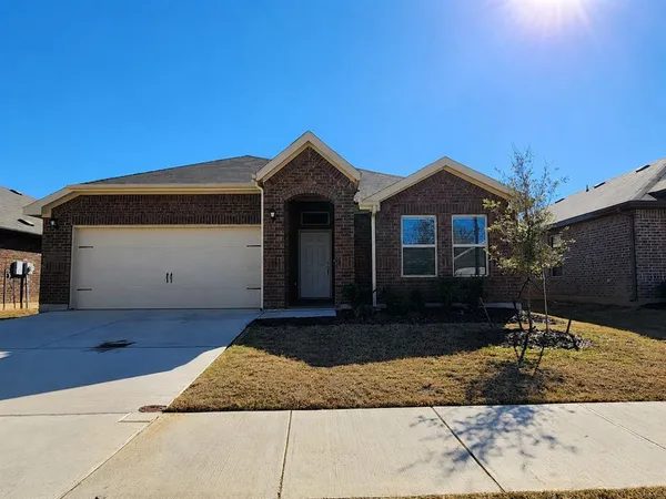 $2,395 | 538 Concho Street, Aubrey, TX 76227