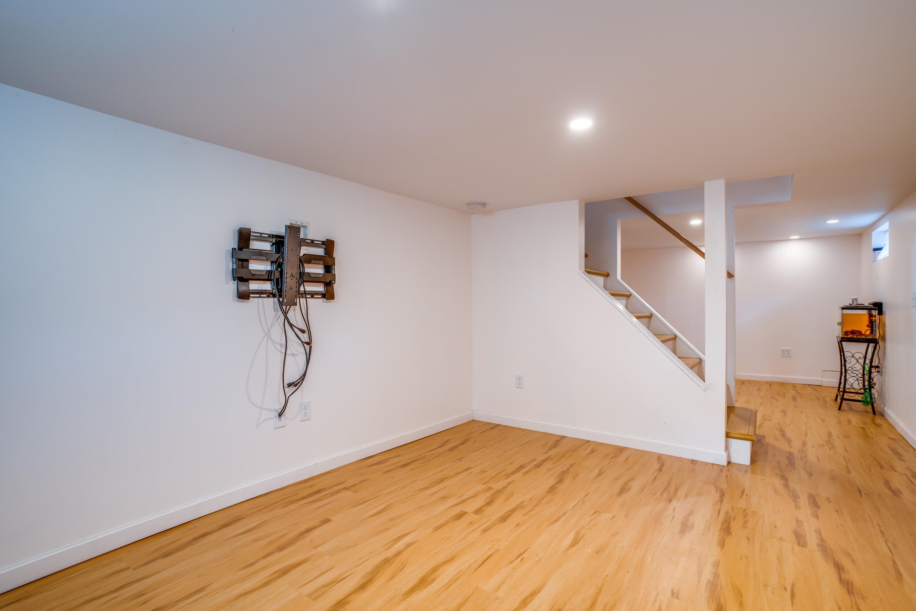 148 Plains Road Jericho, VT 05465 - Photo 16 of 38