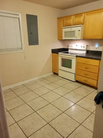 $750 | 1505 Hudson Street, Unit 4, Tallahassee, FL 32301