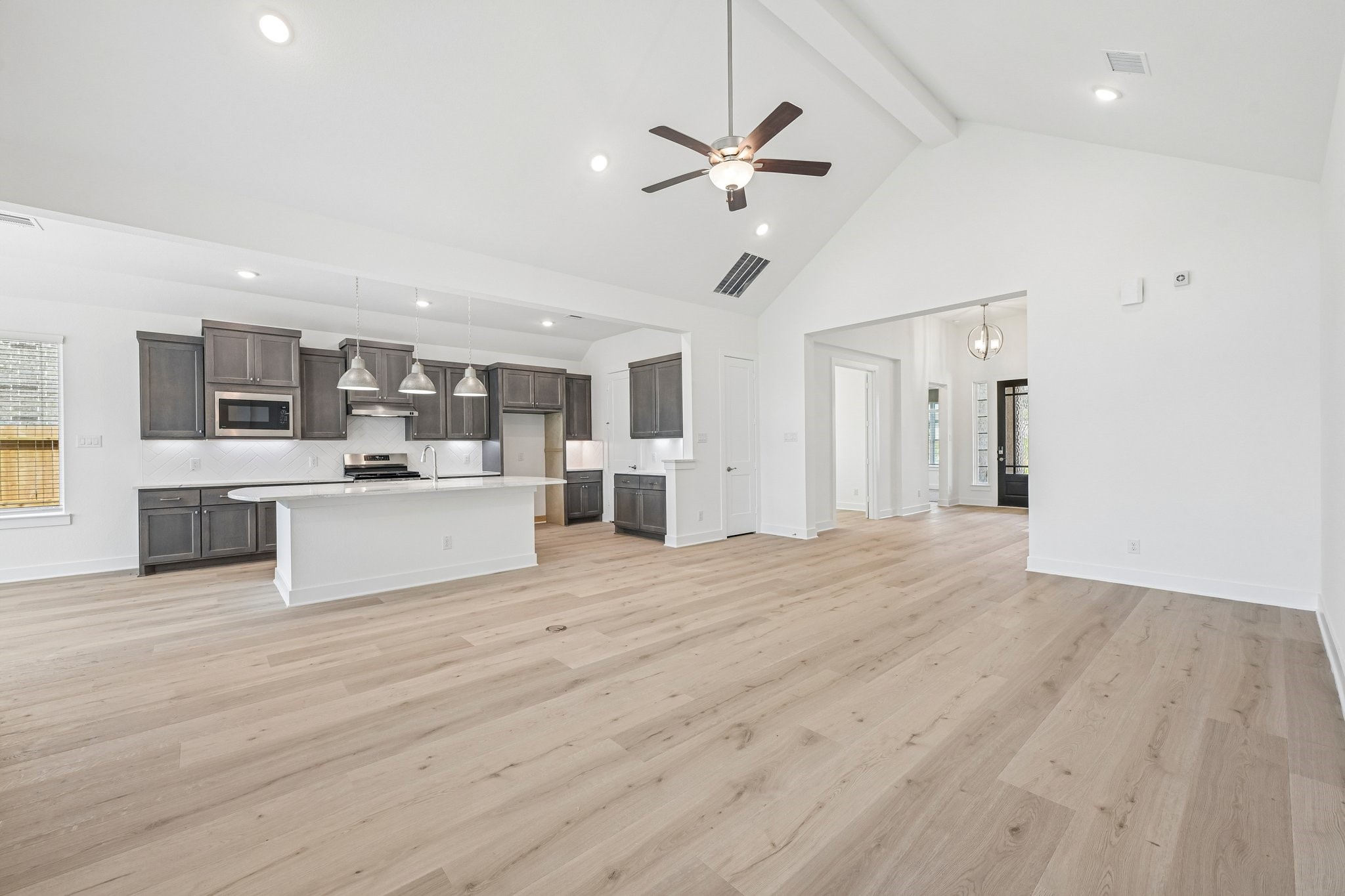 31726 Fern Grove Road Fulshear, TX 77423 - Photo 17 of 49 Photos are REPRESENTATIVE of the home /floor plan and are NOT of the actual home. Selections, features, and room options may vary.