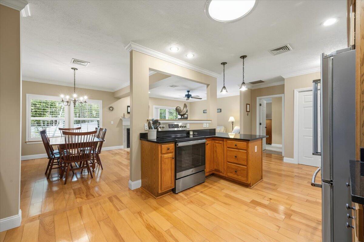 85 Kavanaugh Road, Unit 85 Old Orchard Beach, ME 04064 - Photo 9 of 31 12-85 Kavanaugh-12