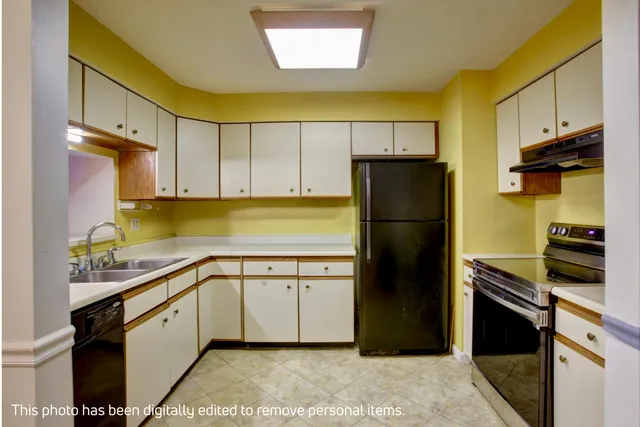 $297,500 | 161 Saco Avenue, Unit 113, Old Orchard Beach, ME 04064